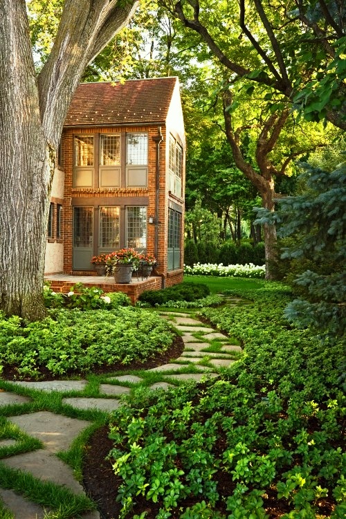 Inspiring Gardens...Windsor Companies - Redeem Your Ground | RYGblog.com