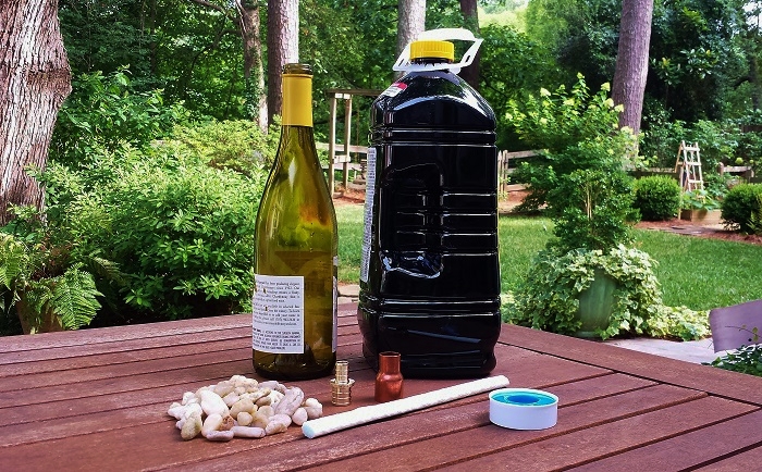 How to Make a Wine Bottle Tiki Torch - Redeem Your Ground | RYGblog.com