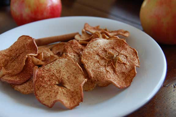 7 Fun Fall Activities ... Homemade Apple Chips Recipe - Redeem Your Ground | RYGblog.com & Paleo Grubs | PaleoGrubs.com