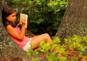 Reading Outdoors - Redeem Your Ground | RYGblog.com